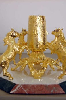 Customized gold metal Arabic horse gift