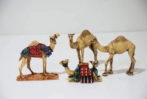 Camel caravan souvenir sculpture with precise detailing