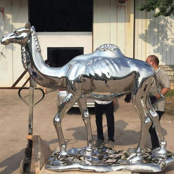 Silver metallic plating camel outdoor statue sculpture