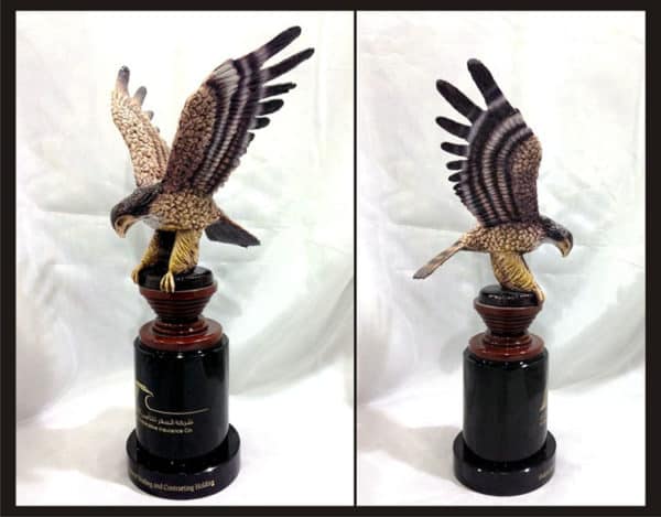 Customized open spread wings falcon sculpture gift
