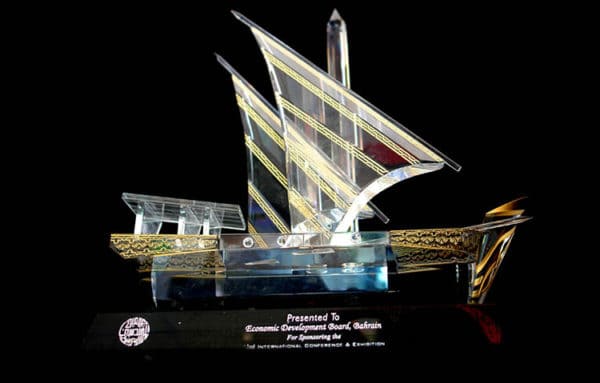 Rich and VIP crystal boat souvenir of Kuwait