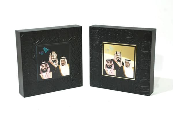 VIP customized frame with 3d photo of king