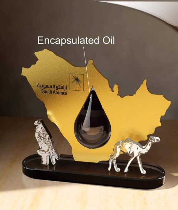 Crystal and metal award with oil encapsulation