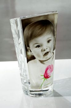 3d human hand painting on glass vase