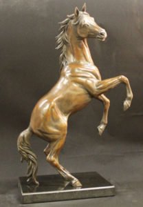 indoor sculpture horse in uae